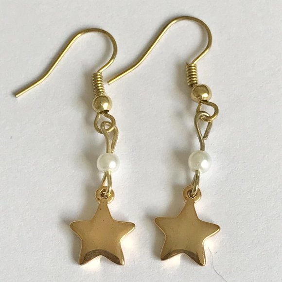 Pearl Star Earrings Gold Plated Dainty Dangle White Glass Bead Stars - Picture 3 of 7